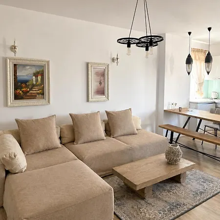Cozy Front Flat Bequeme An Der